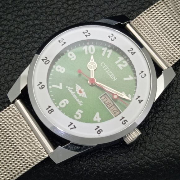 Vintage 1976 Citizen Automatic Mens Silver Watch W/daydate & Green accents - Picture 6 of 10